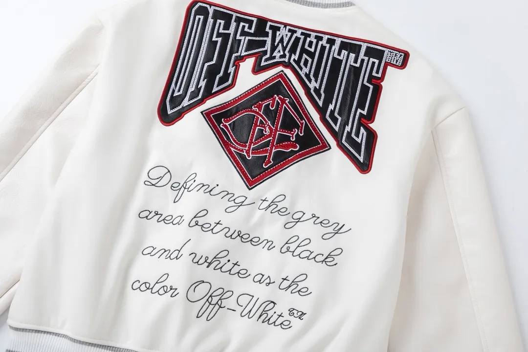 S66#P670, offwhite heavy-duty embroidery patchwork leather high-temperature hot-scaling crystal diamond baseball jersey. The body is made of woolen fabric. Couple style jacket. White size: S M L XL